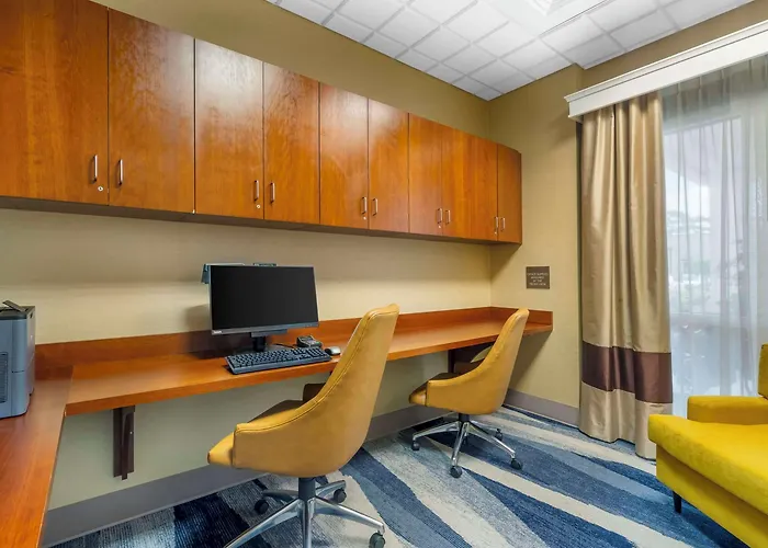 Comfort Suites Sarasota- Siesta Key